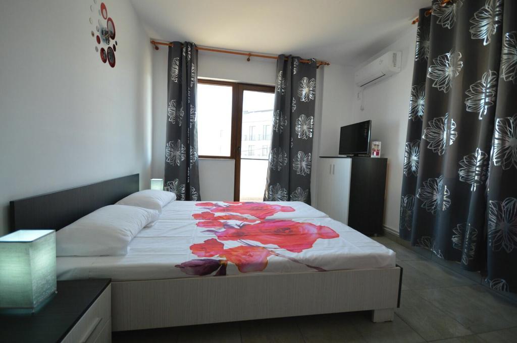 Апартаменти Apartament Enzo Неводарі Екстер'єр фото